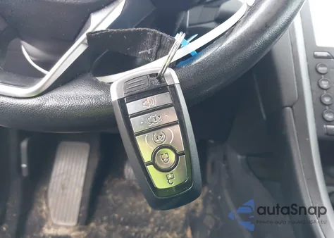 2019 Ford Fusion Hybrid Titanium from USA, damaged, VIN 3FA6P0RU1KR266955